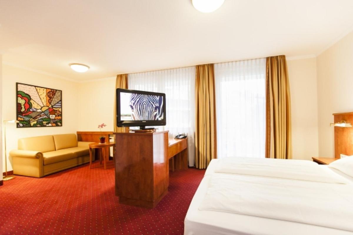 Hotel Am Berliner Platz Langenfeld  Kamer foto